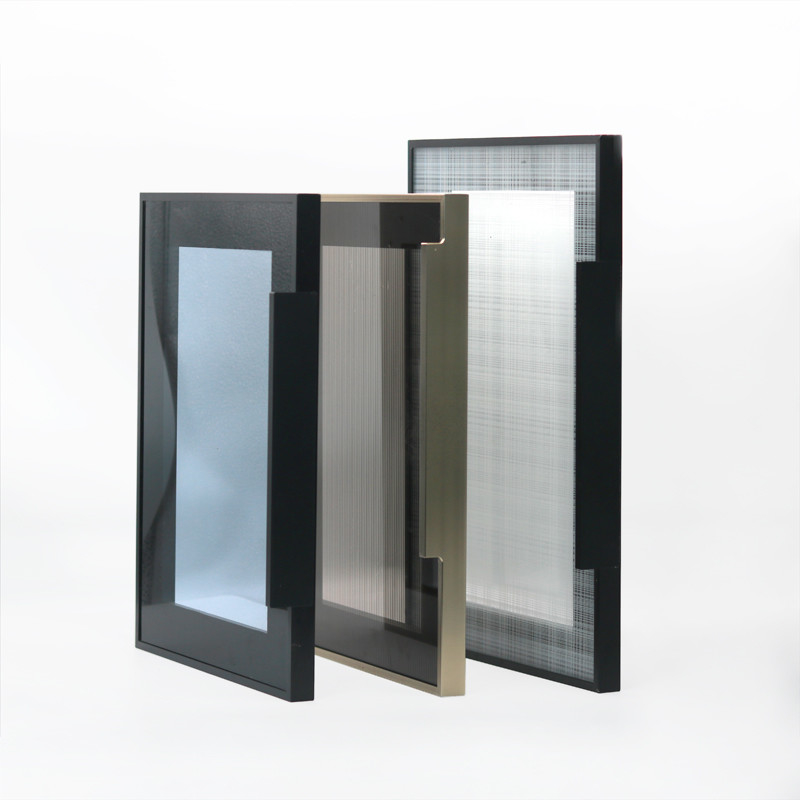 Fenêtre de porte en verre coulissante de cadre en aluminium adapté aux besoins du client de tailles pour le matériel de garde-robe