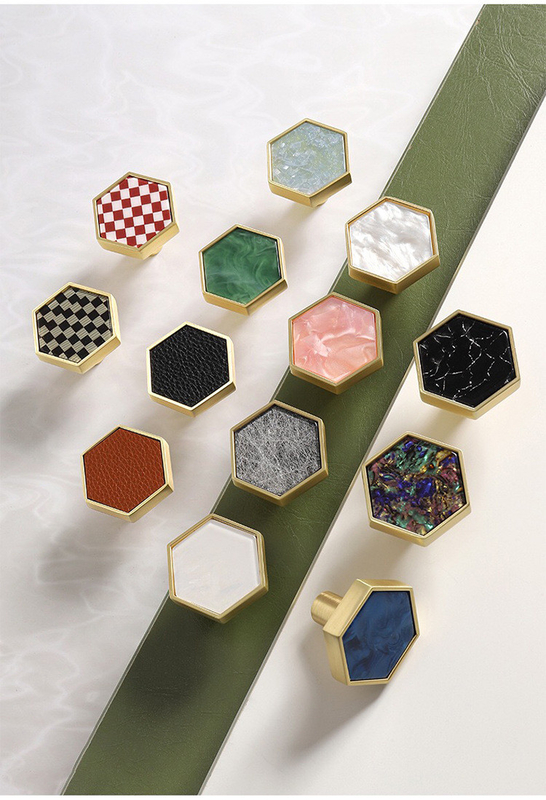 Poignées de décoration à la maison de fleur de boutons d'hexagone en alliage de zinc et montage de meubles
